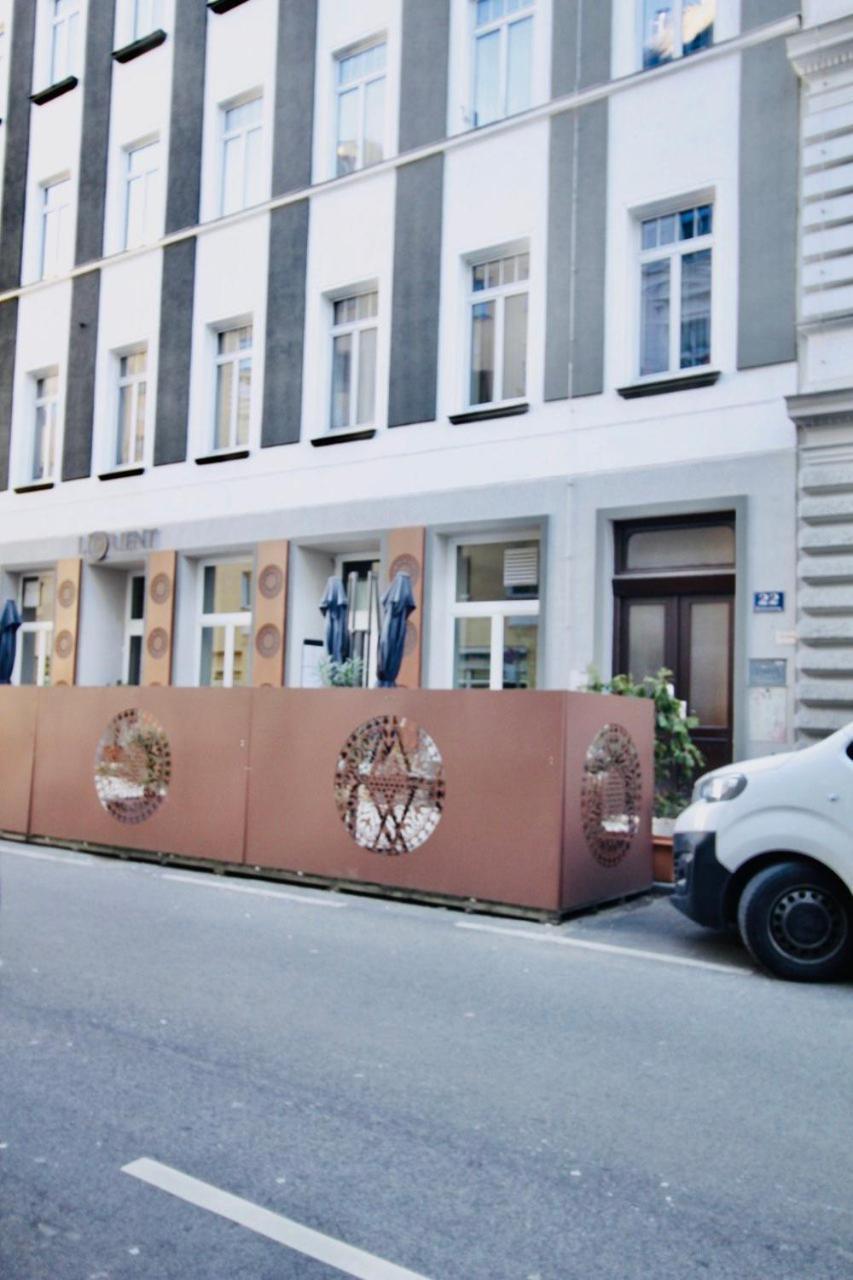Luxury Apartment In Praterstern Area Wina Bagian luar foto